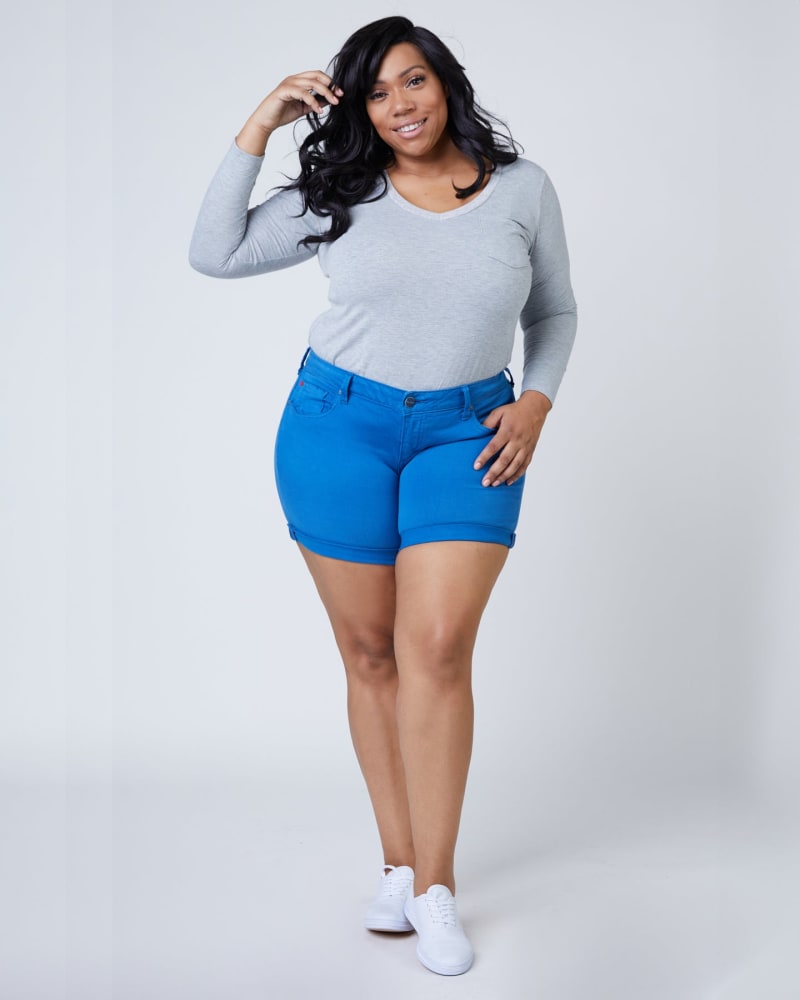 Front of a model wearing a size 14 Hazel Cuffed Short in AZURE by Slink Jeans. | dia_product_style_image_id:312013